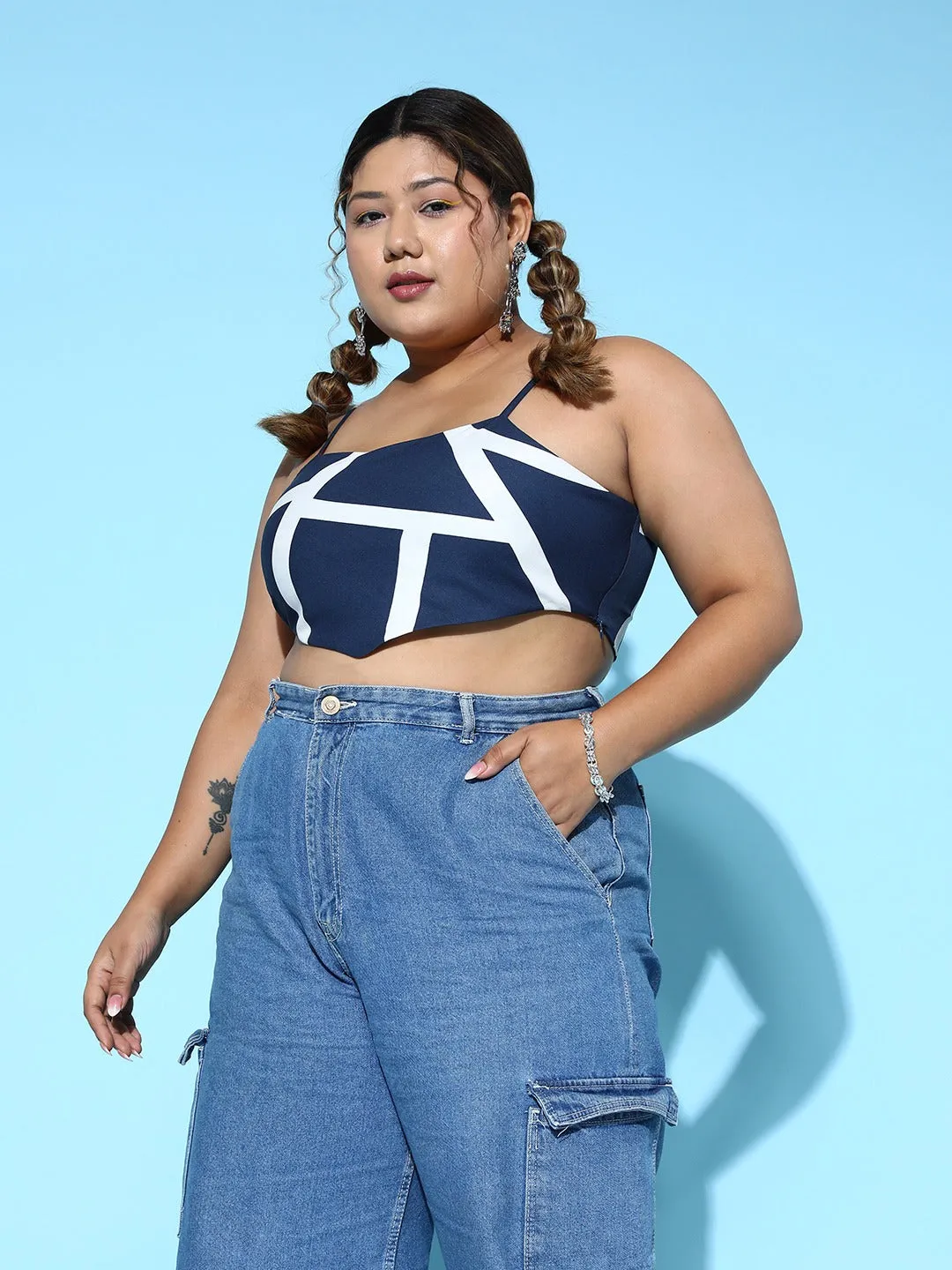 Berrylush Women Plus Size Navy Blue & White Geometric Printed Square Neck Sleeveless Crepe Cropped Top