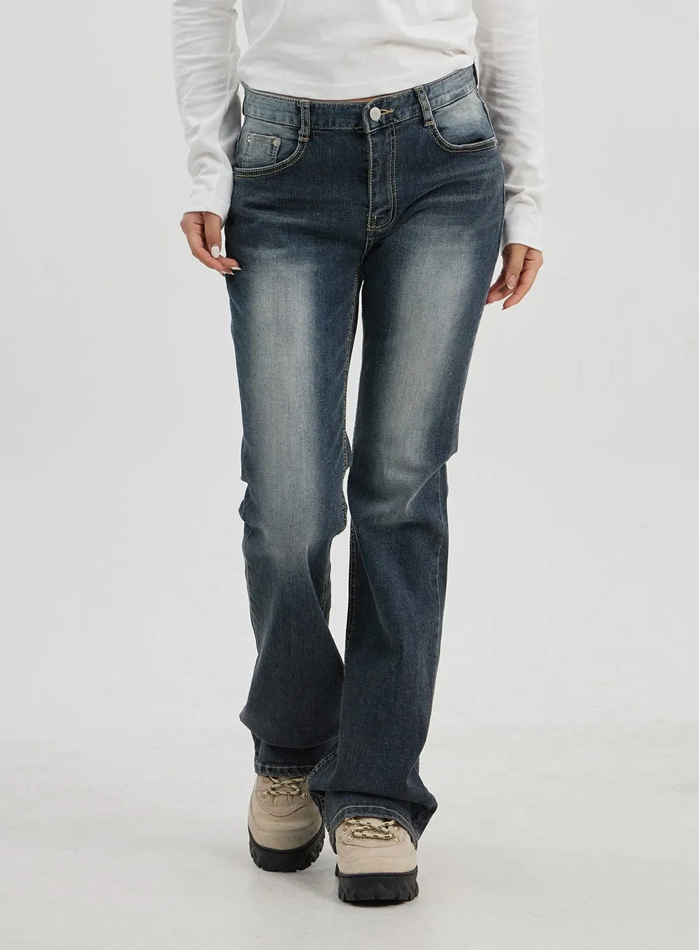 Dark Wash Mid-Rise Bootcut Jeans CJ325