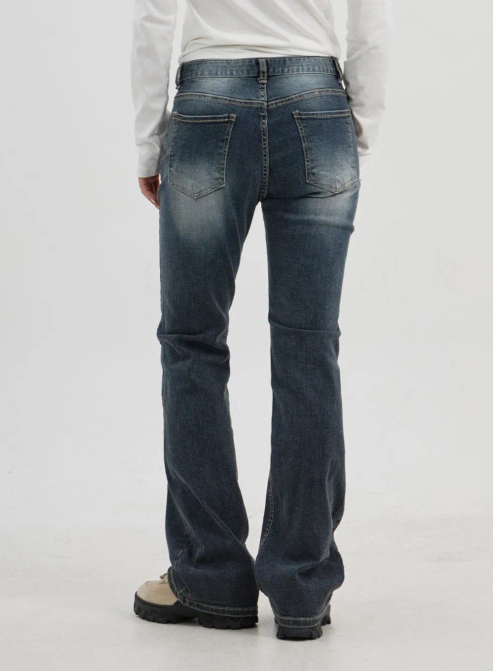 Dark Wash Mid-Rise Bootcut Jeans CJ325