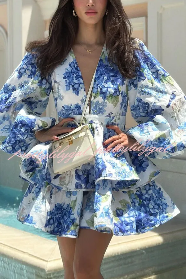 Feminine and Sexy Floral Print Deep V-neck Balloon Sleeve Tiered Mini Dress