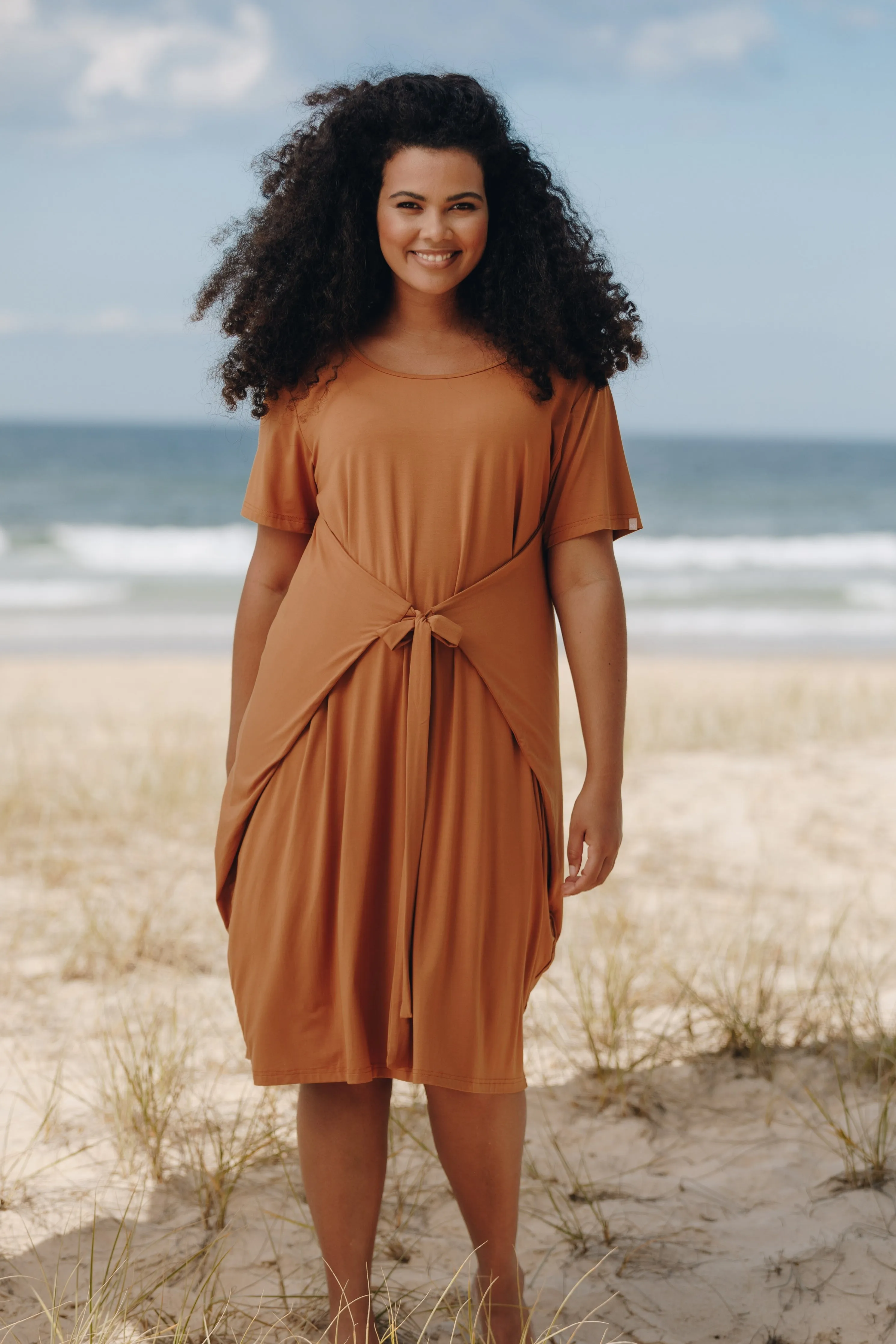 Short Sleeve Tidal Midi Dress | Outback Sand | FINAL SALE