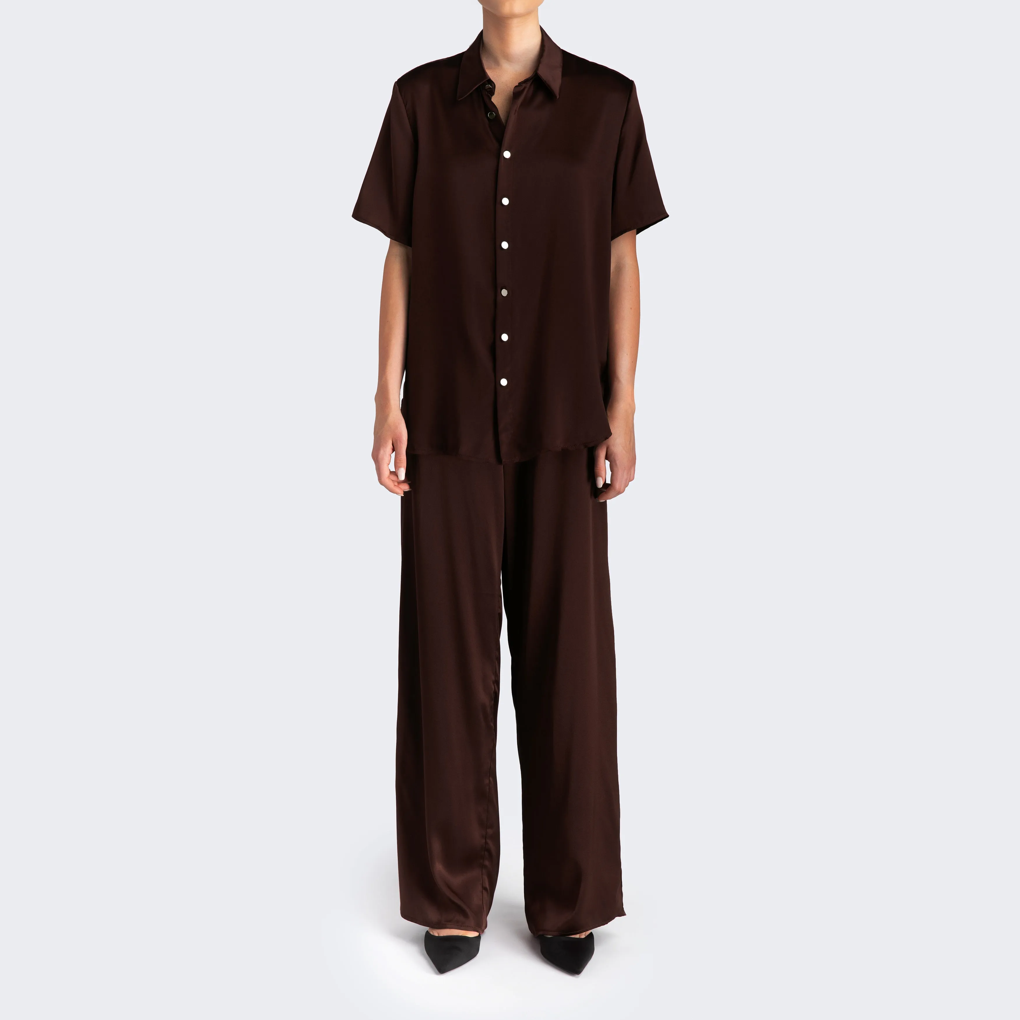 Studio Essential - Short Sleeve Blouse - Chocolate